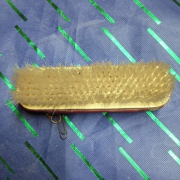 Vintage Clothing Care - Picture 5 of 5